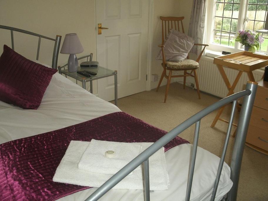 The Three Horseshoes Hotell Alton  Rum bild