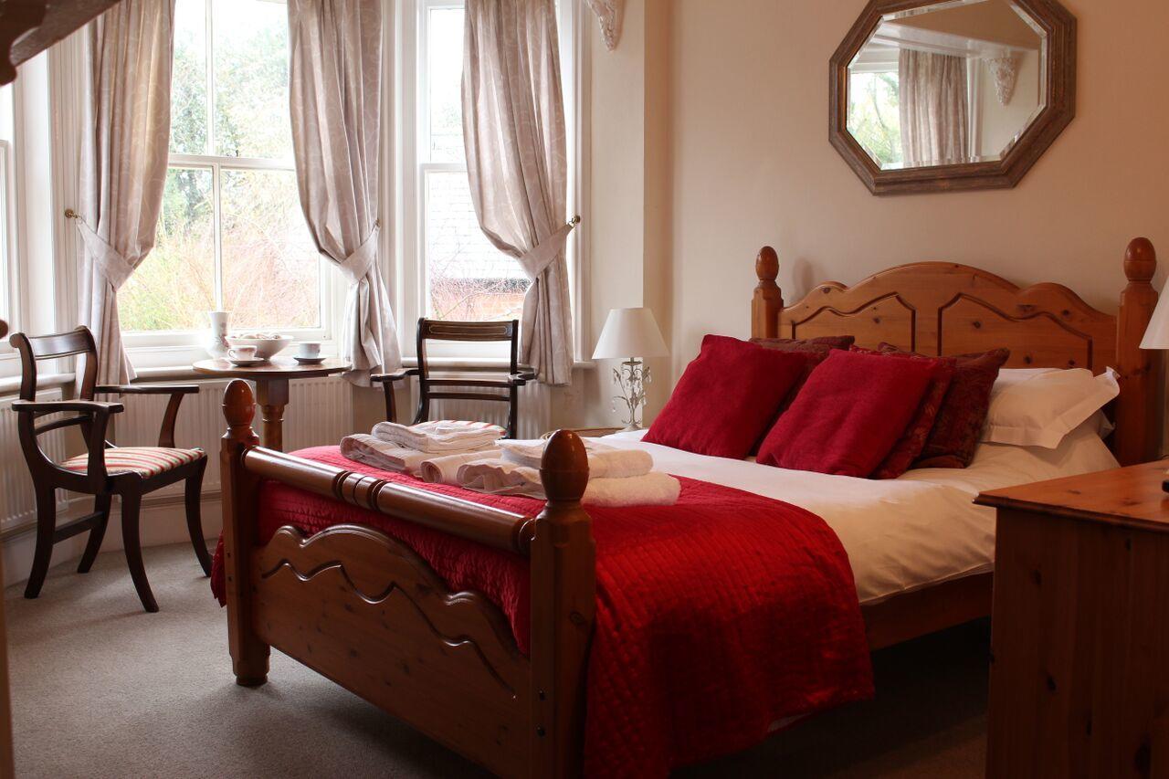The Three Horseshoes Hotell Alton  Exteriör bild
