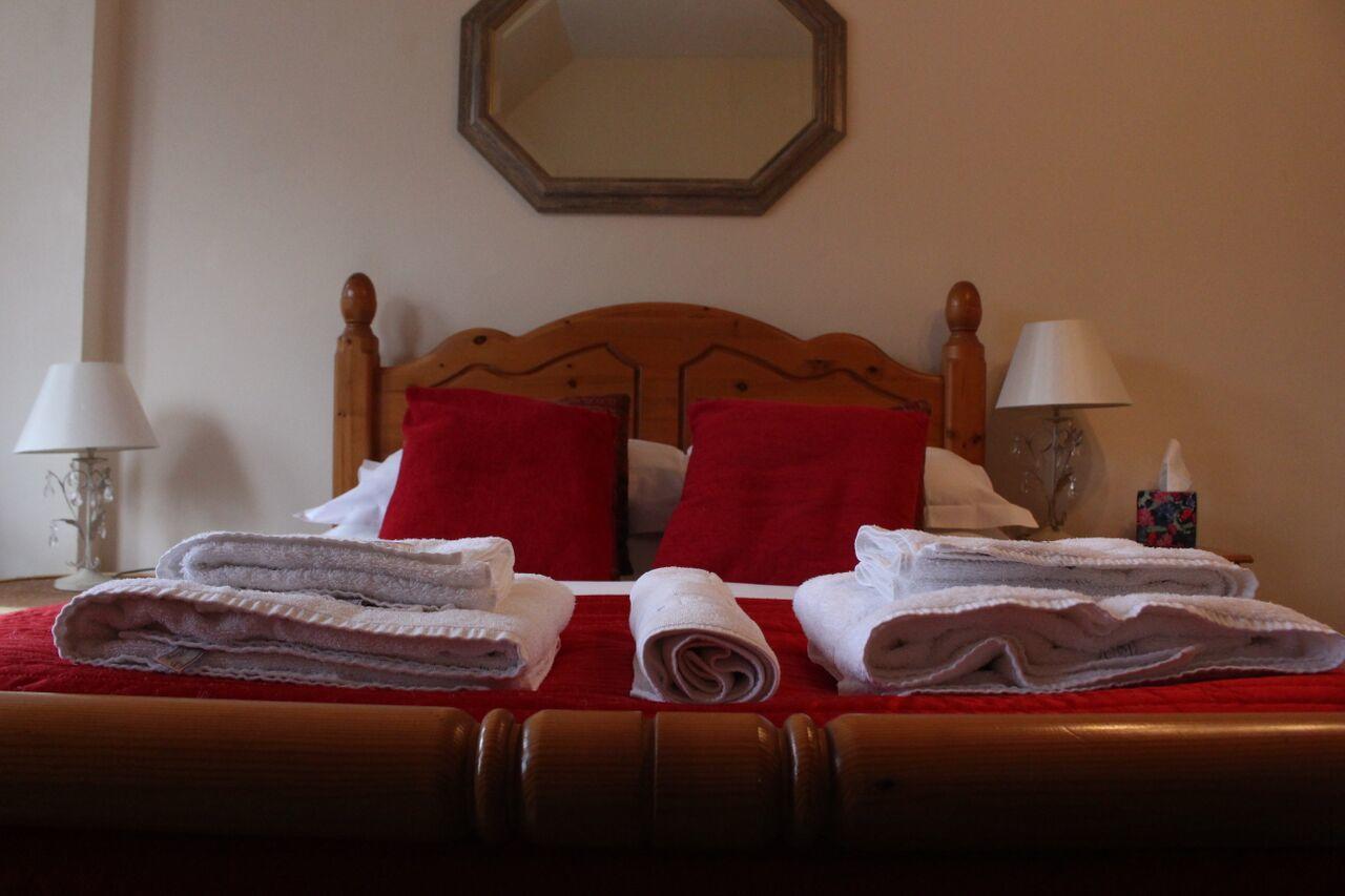 The Three Horseshoes Hotell Alton  Exteriör bild
