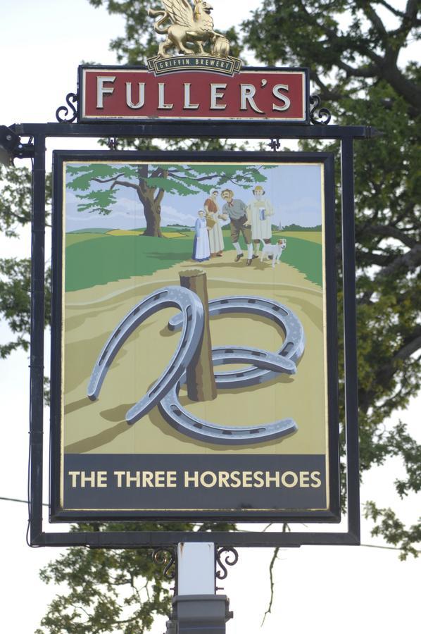 The Three Horseshoes Hotell Alton  Exteriör bild